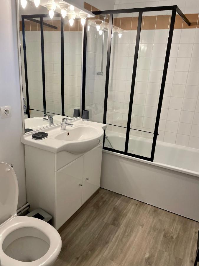 Apartamento Studio Côté piscine Équemauville Exterior foto